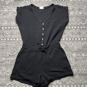 Lou & Grey Cotton Gauze Short Sleeve Shorts Romper Medium Black Beach Vacation